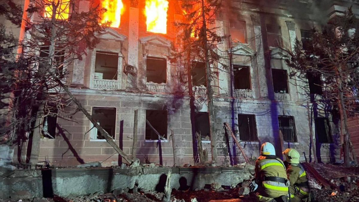 Високоточна ракета порази щаб с много офицери на ВСУ в адмиралтейството в Николаев ВИДЕО