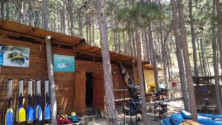 Скандал! Рафтинг селището в Кресненското дефиле е напълно незаконно, ето подробности 