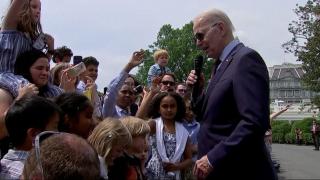 Притеснение в САЩ: 80-г. Байдън забрави колко внуци има и в коя държава е...