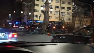Опасна ситуация по тъмно на "Орлов мост" СНИМКА 