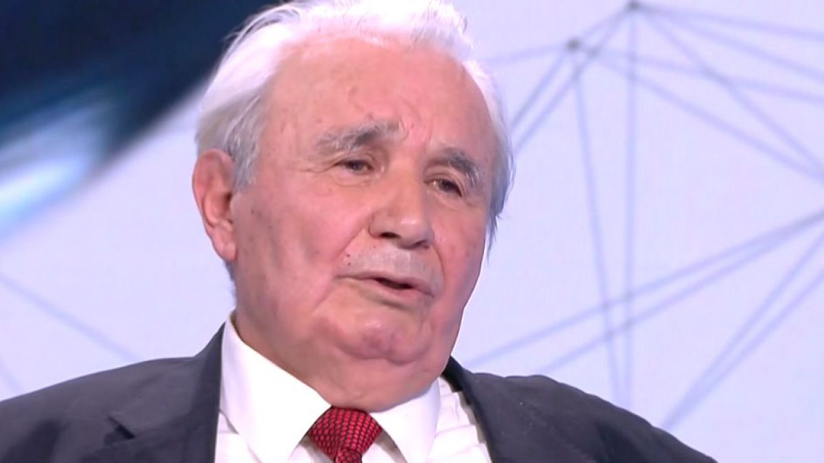 Бивш шеф на КПКОНПИ разкри как е извадил "Глог" и накарал трима свирепи бандити с бухалки да си плюят на петите 