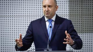 Експерти прозряха страшен мор: Този ход на Радев говори за разруха