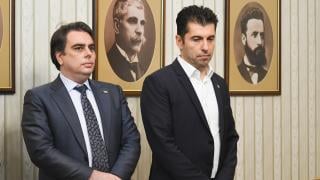 Хора на Киро и Асен удариха дъното, просят пари в мрежата