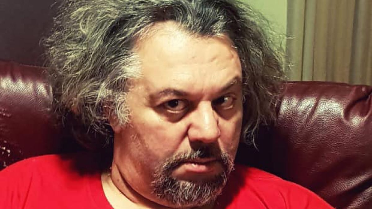 Манол Пейков от ПП-ДБ заплаши да спре да издава писателката Бойка Асиова заради пост във Фейсбук