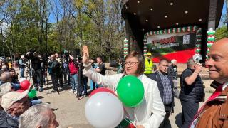 Корнелия Нинова: Минималната заплата да се увеличи от 1 юли