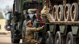 Bloomberg описа окаяното състояние на американските арсенали и военна индустрия