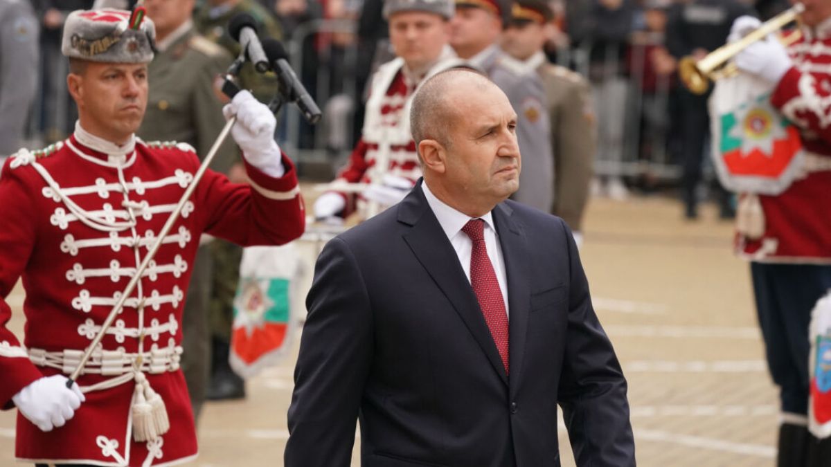 Стефан Янев разтълкува думите на президента Радев от парада ВИДЕО