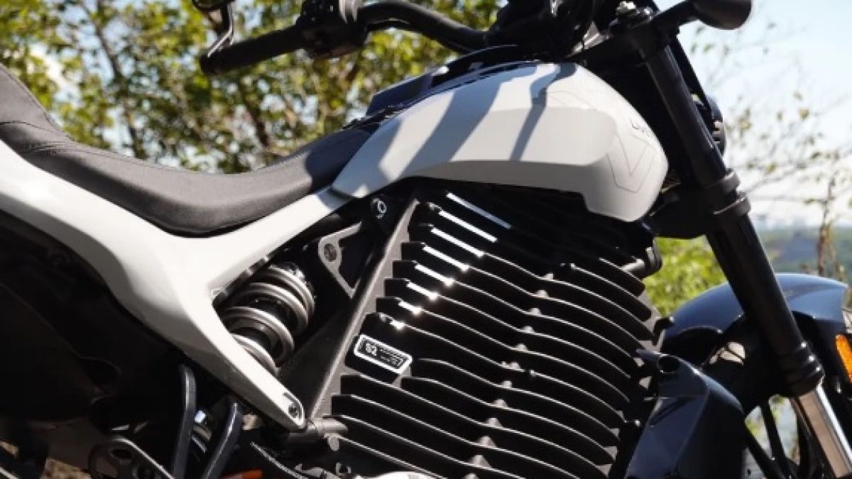 Harley-Davidson пуска на пазара бърз и достъпен ел. мотоциклет СНИМКИ