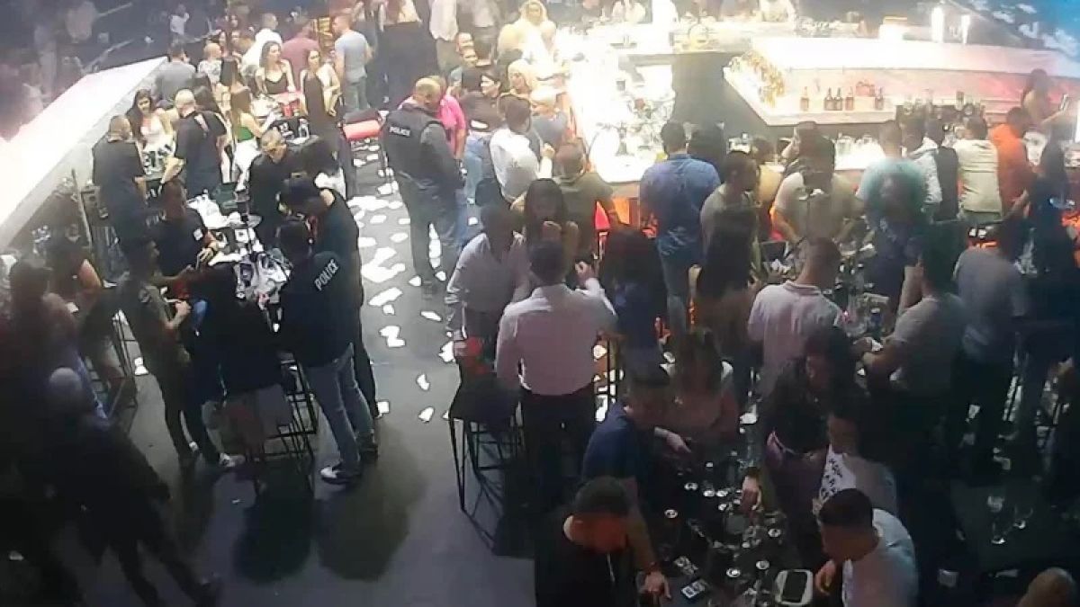 Адвокат за акцията "на голо" в пловдивската дискотека:  Недопустимо, може да е поръчана 