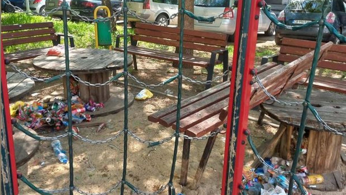 В това живеем: Гнусна картинка от София подпали мрежата СНИМКА