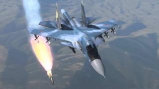 Руски Су-34 засипа с "умни" бомби пункт за чужди наемници на ВСУ ВИДЕО