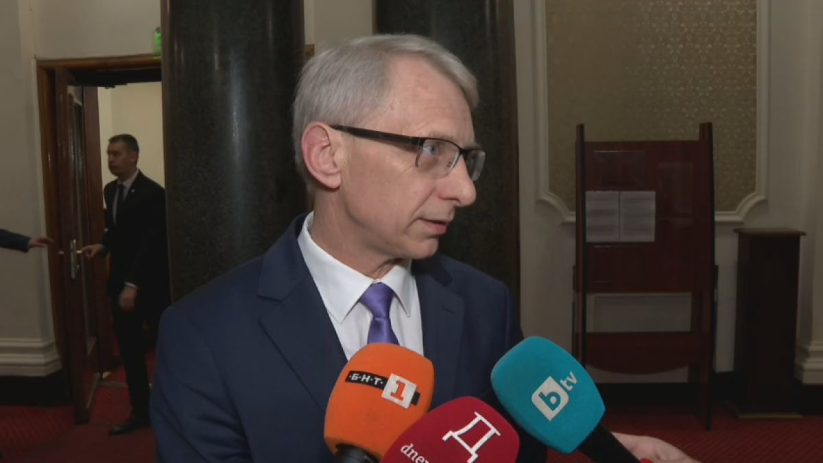Акад. Денков с последни новини ще има ли среща между Мария Габриел и ПП-ДБ