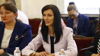 Александър Йорданов: Искането за Гешев е първа грешна стъпка на Мария Габриел