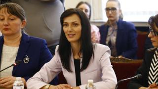Мария Габриел обяви пред ДПС какво иска да бъде правителството, ето какво отговори Йордан Цонев 