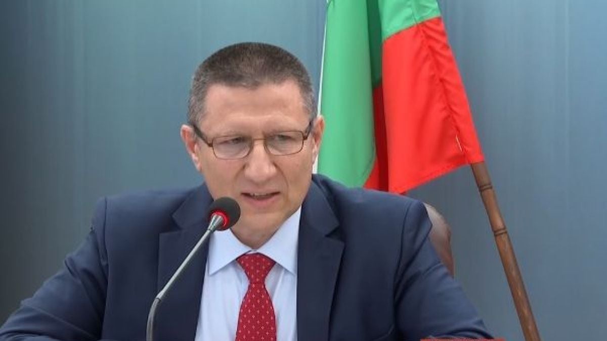 Сарафов отговори на Гешев, разкри за бронираните му коли, имотите му и разследването срещу Борисов ВИДЕО 