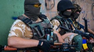 ВИДЕО от войната: ВСУ подпалиха многоетажна сграда с хора, бягайки от Бахмут