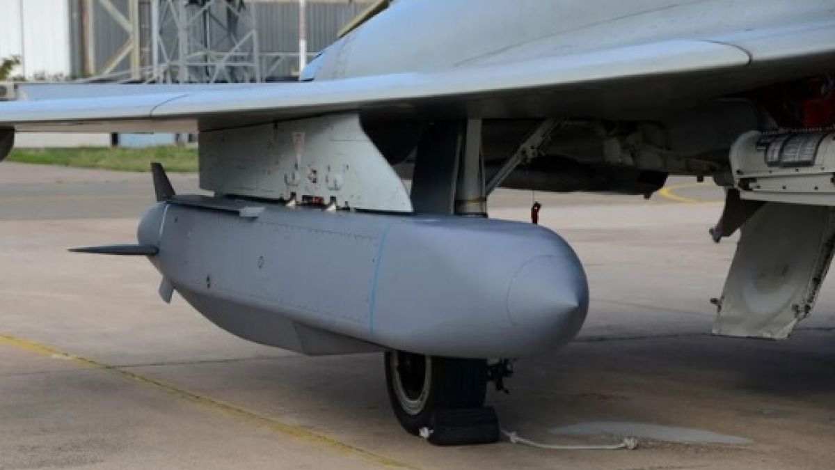 Украинската авиация използва ракетите Storm Shadow по хитра схема ВИДЕО