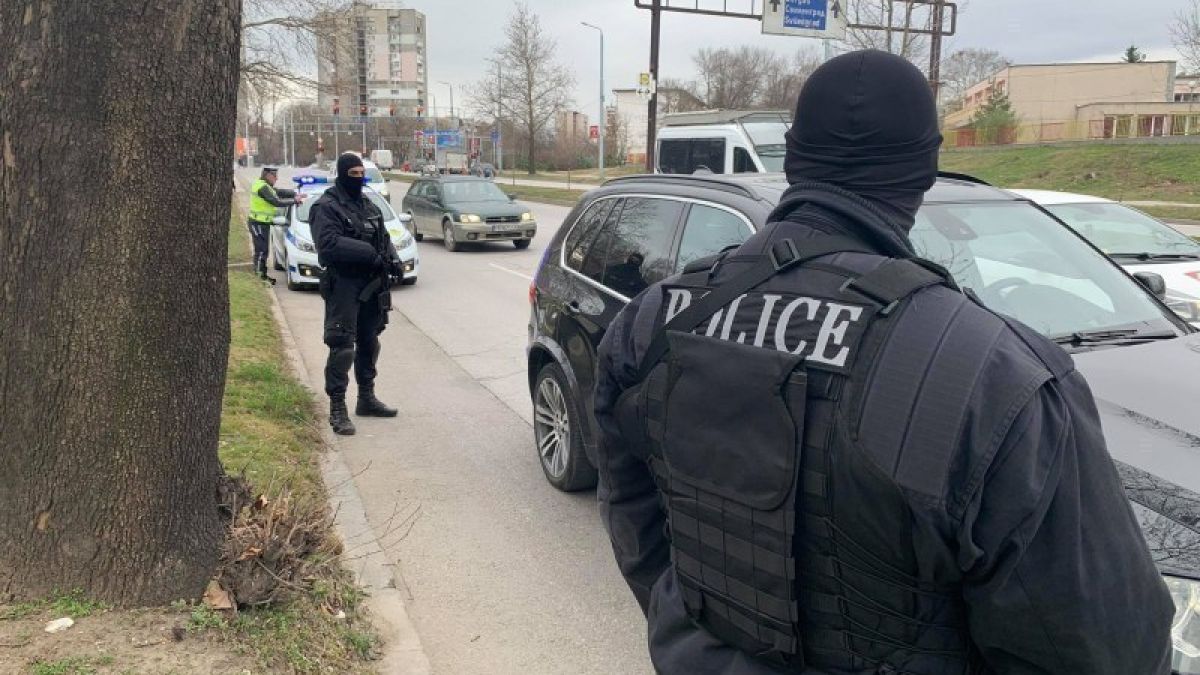 Арестуваха известен бизнесмен и бандата му за тежко престъпление край Пловдив