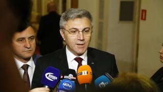 Карадайъ: Агнешките главички и шаманите около кръга „Прокопиев“ ограбиха България