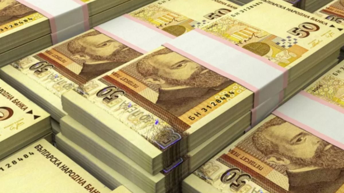 Стана ясно колко нашенци имат в сметките си над 1 млн. лева