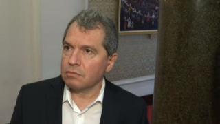 Тошко Йорданов: Уважаеми съграждани, на политиците хич не им пука за вас