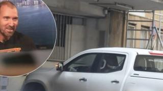Шеф Токев пак го направи! Метна се на фаталния джип, който го вкара в затвора и...