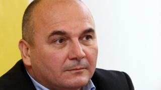 Дацов: В институционална криза сме, но решението не е кабинет за няколко месеца