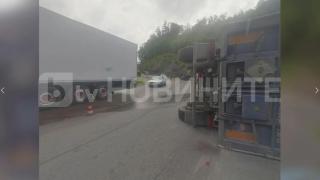 Тежък инцидент в Прохода на Републиката СНИМКИ