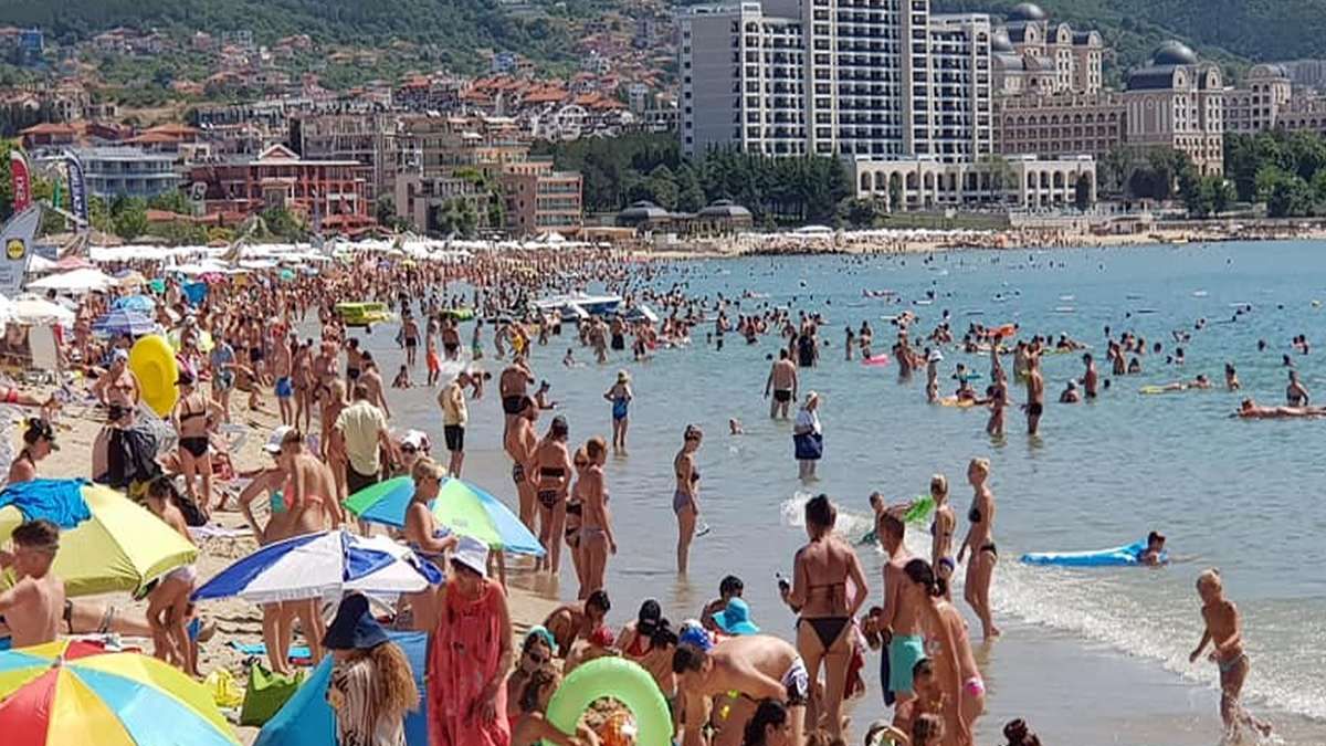 Шок: Индийци и нeпaлци взимат хляба на българите пo мopeтo - ето какви са заплатите