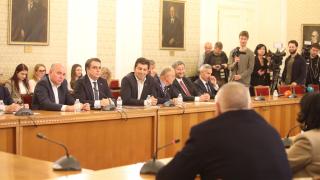 Мрежата избухна с лаф за Лена, секса и ротационния кабинет 