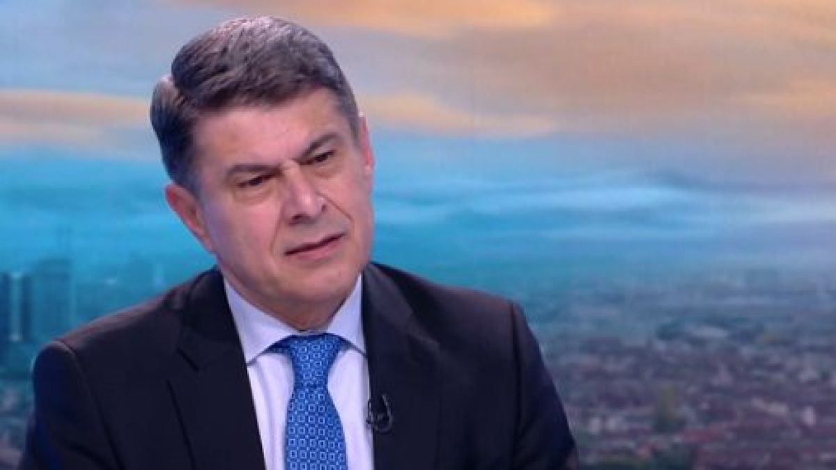 Димо Гяуров обясни какъв знак даде Гешев с последните си разкрития  