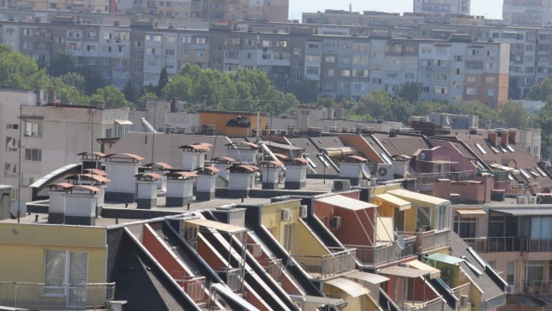 Експерт предупреди: Имотите поскъпват още, но жилищата "на зелено" крият огромен риск 