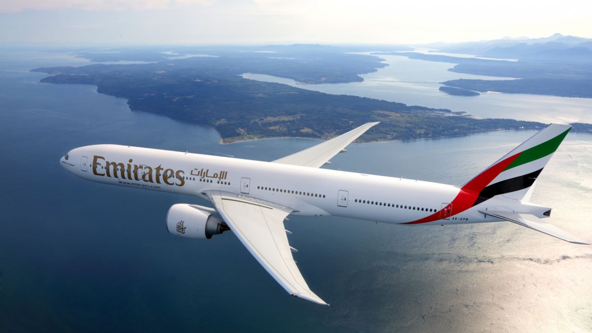 Мъж плати луди пари за бизнес класа в Emirates, но се потресе от гледката