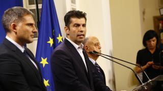 Петков шикалкави за посолствата и назначенията в службите и жегна Радев с въпрос след разкритията на Радостин Василев БЛИЦ TV