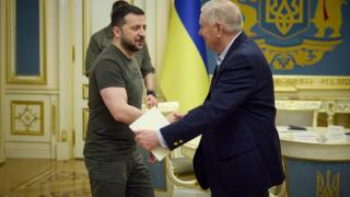 US сенатор към Зеленски: Руснаците умират, това са най-добре похарчените ни пари ВИДЕО