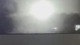 ВИДЕО от войната: Украинска ПВО ракета не уцели „Шахед“ и удари жилищен блок в Киев