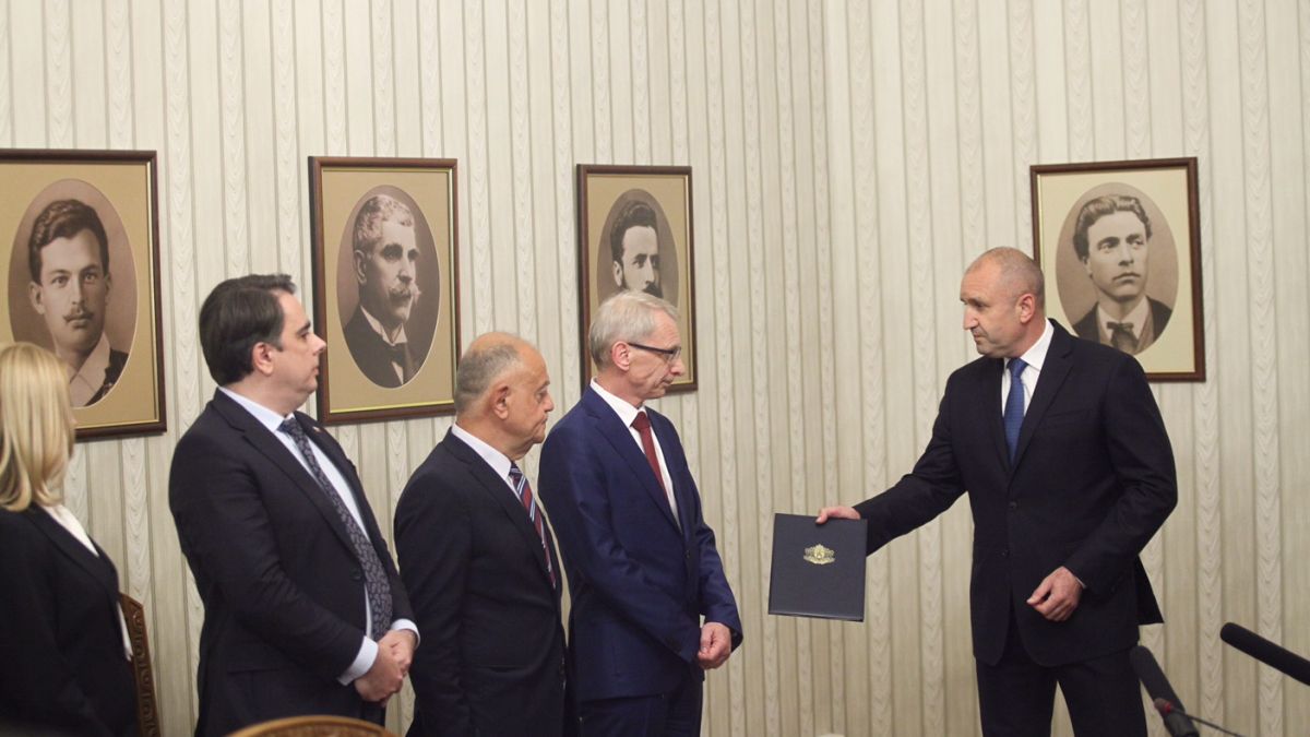 Анализатор: Има шанс кабинетът да изкара пълен мандат, случи ли се това 