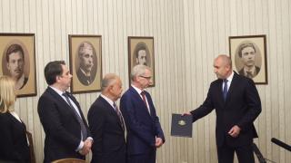 Анализатор: Има шанс кабинетът да изкара пълен мандат, случи ли се това 