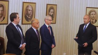 Цветанка Ризова: Радев връчи мандата на ПП-ДБ с отвращение