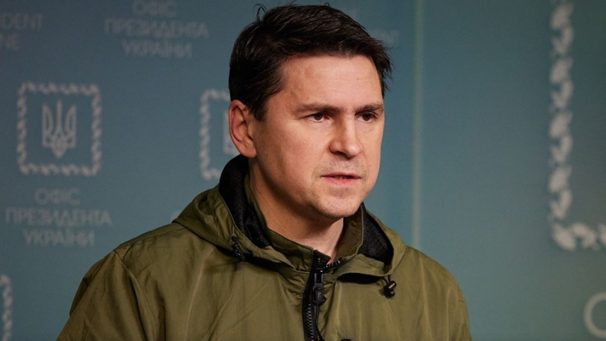 Предозиране: Подоляк предложи 120 км буферна демилитаризирана зона в Русия