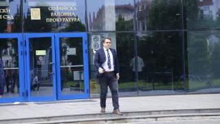 Извънредно! Асен Василев обяви защо е бил на разпит в прокуратурата! СНИМКИ