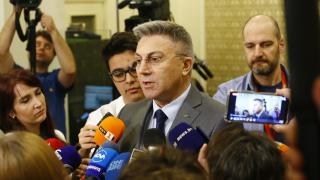Карадайъ взриви НС с думи за почерпени рамбовци: Това е пълзящ фашизъм!