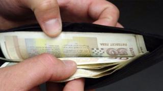 Минималната заплата удря 1000 лева, при това скоро