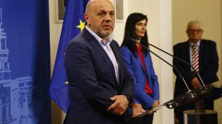 Дончев разкри може ли Борисов да командва Мария Габриел