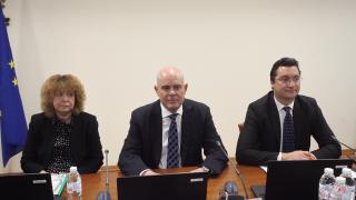 Извънредни новини от ВСС за процедурата по отстраняване на Гешев