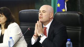 Пари като шума: Гешев пръснал 35 бона за US визитата! Масрафът е платен от...