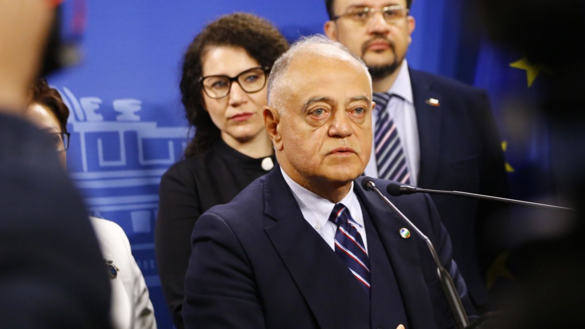 Ген. Атанасов гневен след председателския съвет: Това е недопустимо!