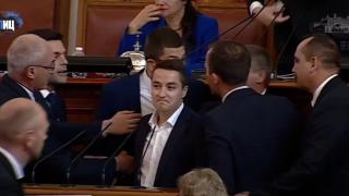 Бой в парламента: Божанков нарече депутати от Възраждане "меки китки" и стана страшно! СНИМКИ