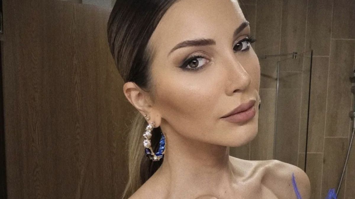 Алекс Богданска стана жертва на извратеняк, който я кара да... 