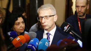 Един от министрите в кабинета "Денков" със сензационно признание ВИДЕО
